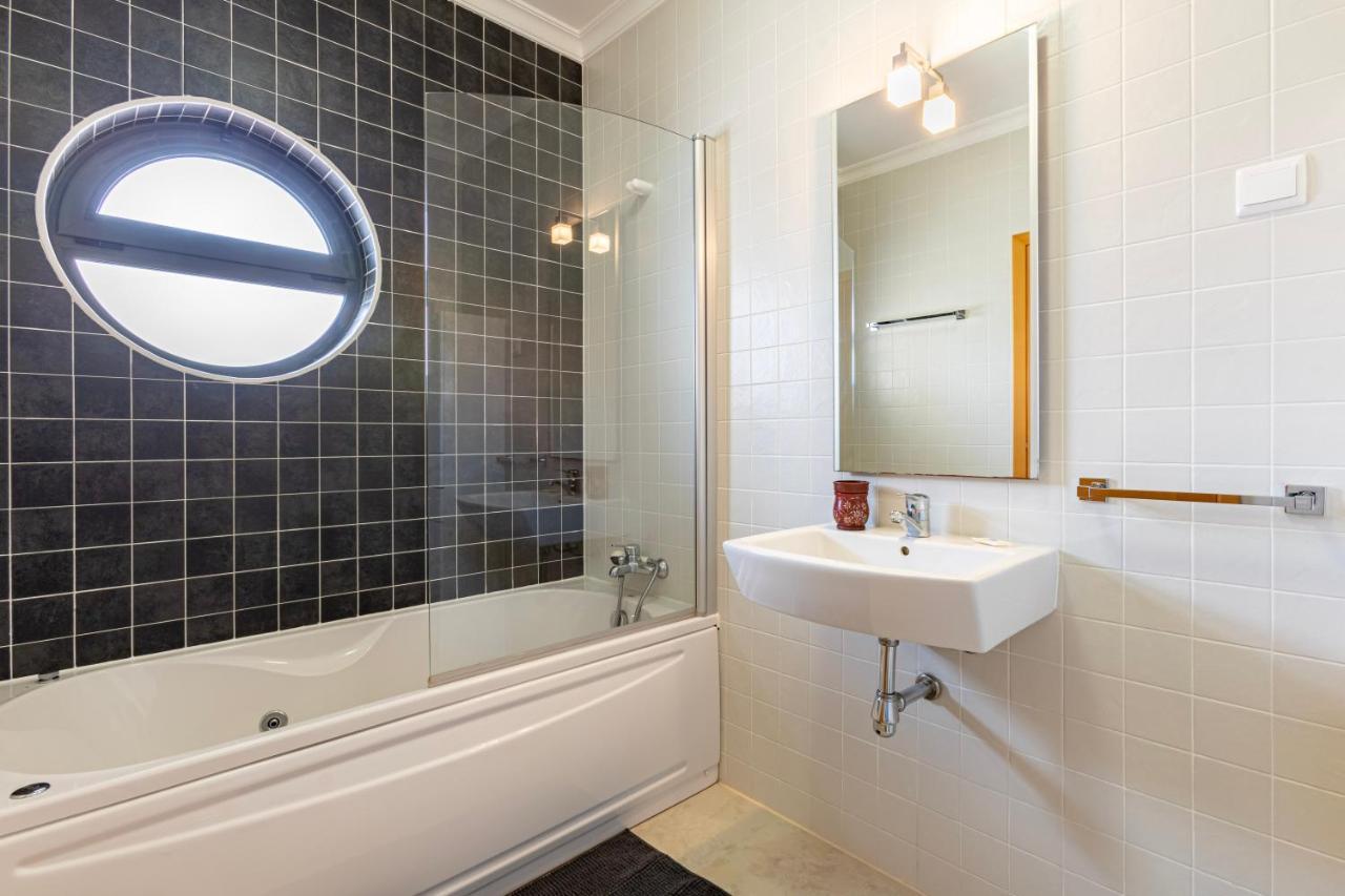 Lagos Beach Condo Экстерьер фото